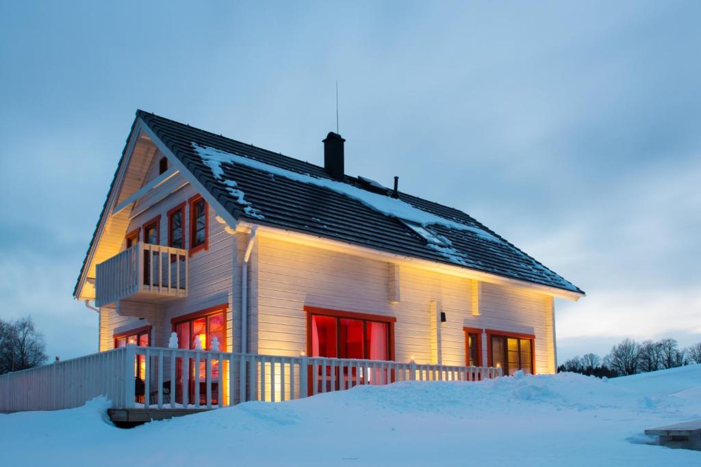 Vasekoja Holiday Center Vahtseliina Buitenkant foto